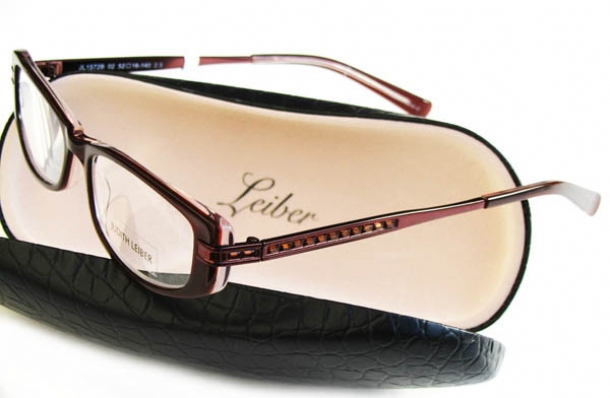 JUDITH LEIBER 1572B BROWN