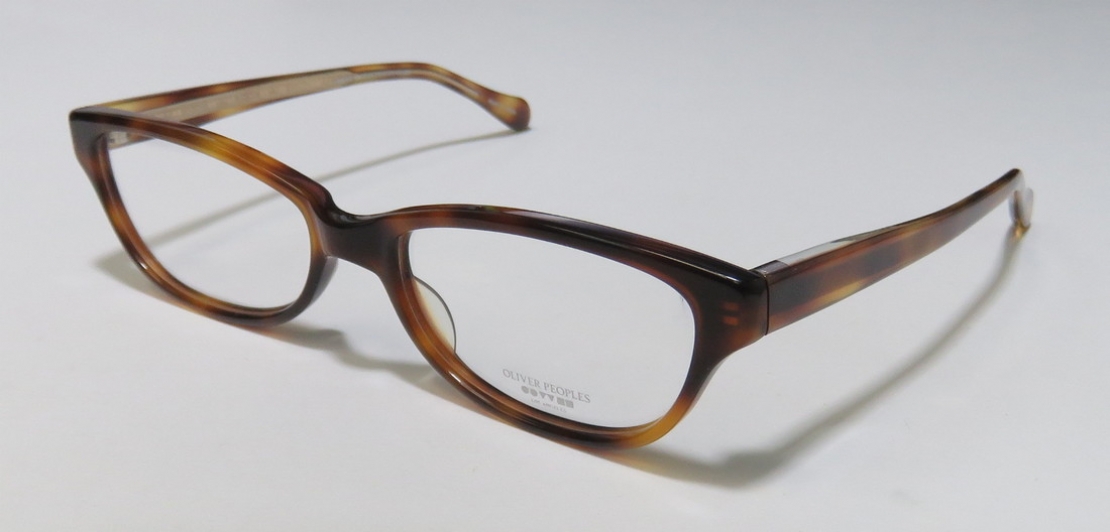 OLIVER PEOPLES DEVEREAUX DM