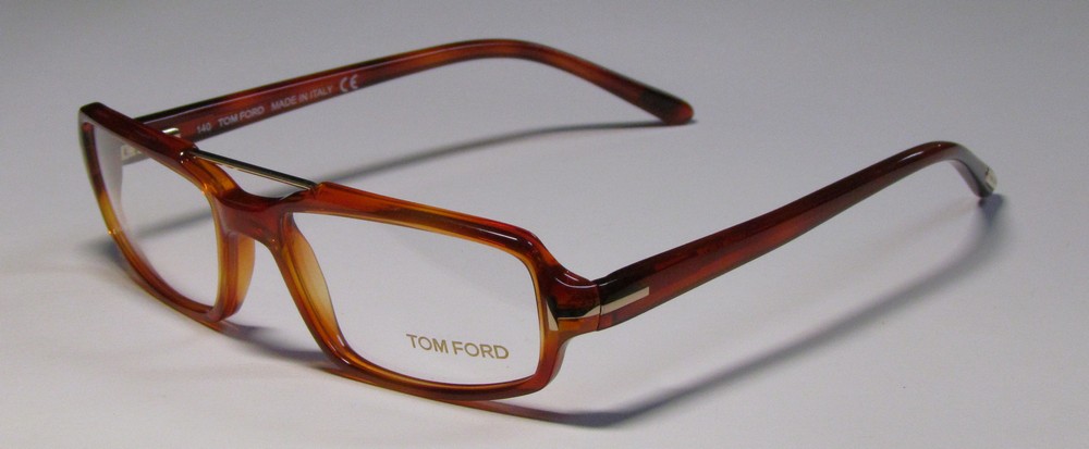 TOM FORD  