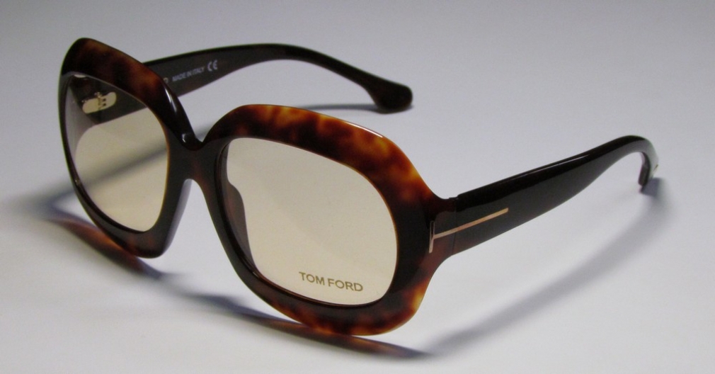 TOM FORD  