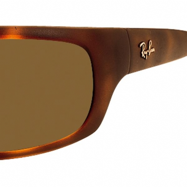 RAY BAN  